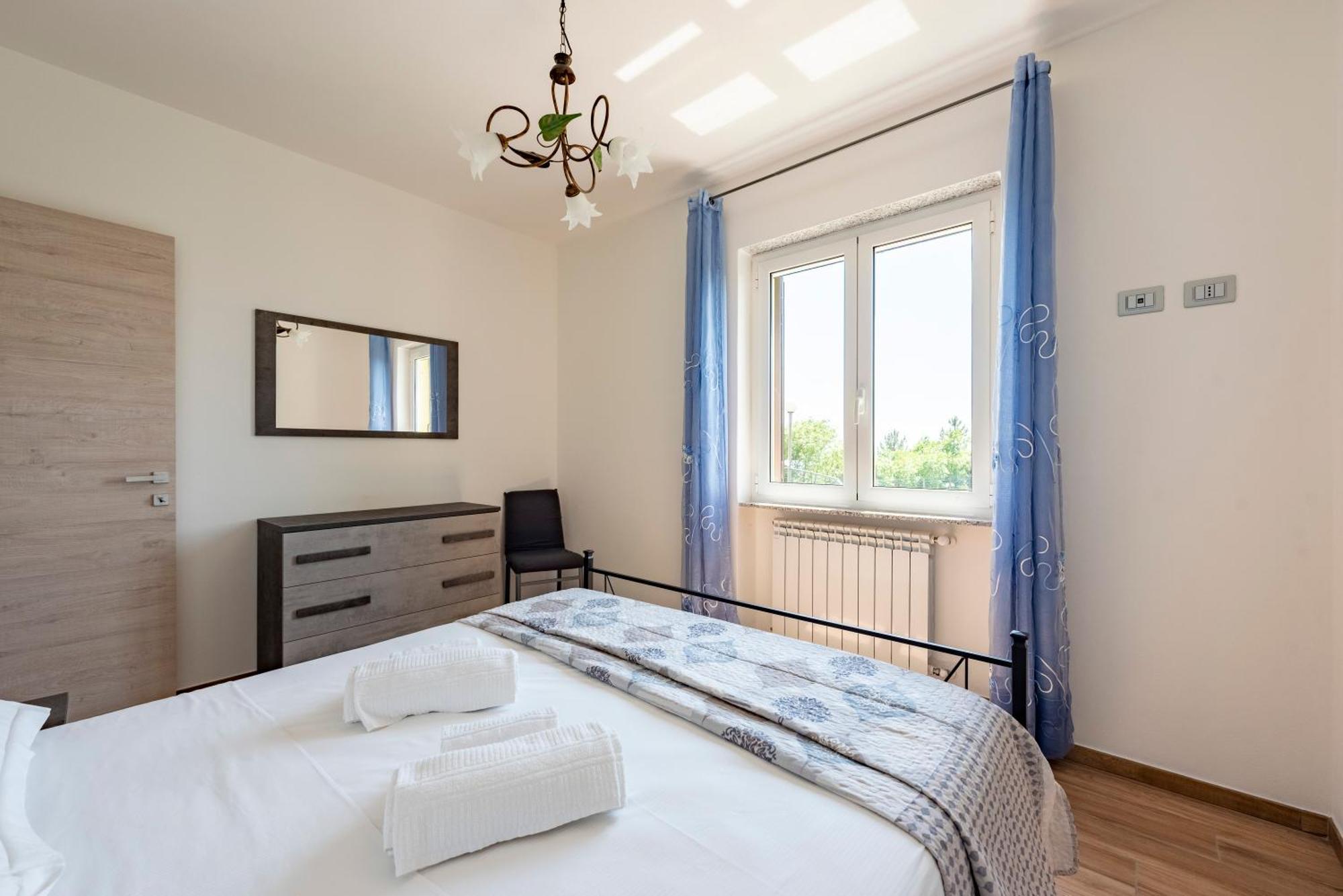 Joivy Villa Guanna - Charming Flat With Garden Bracco エクステリア 写真