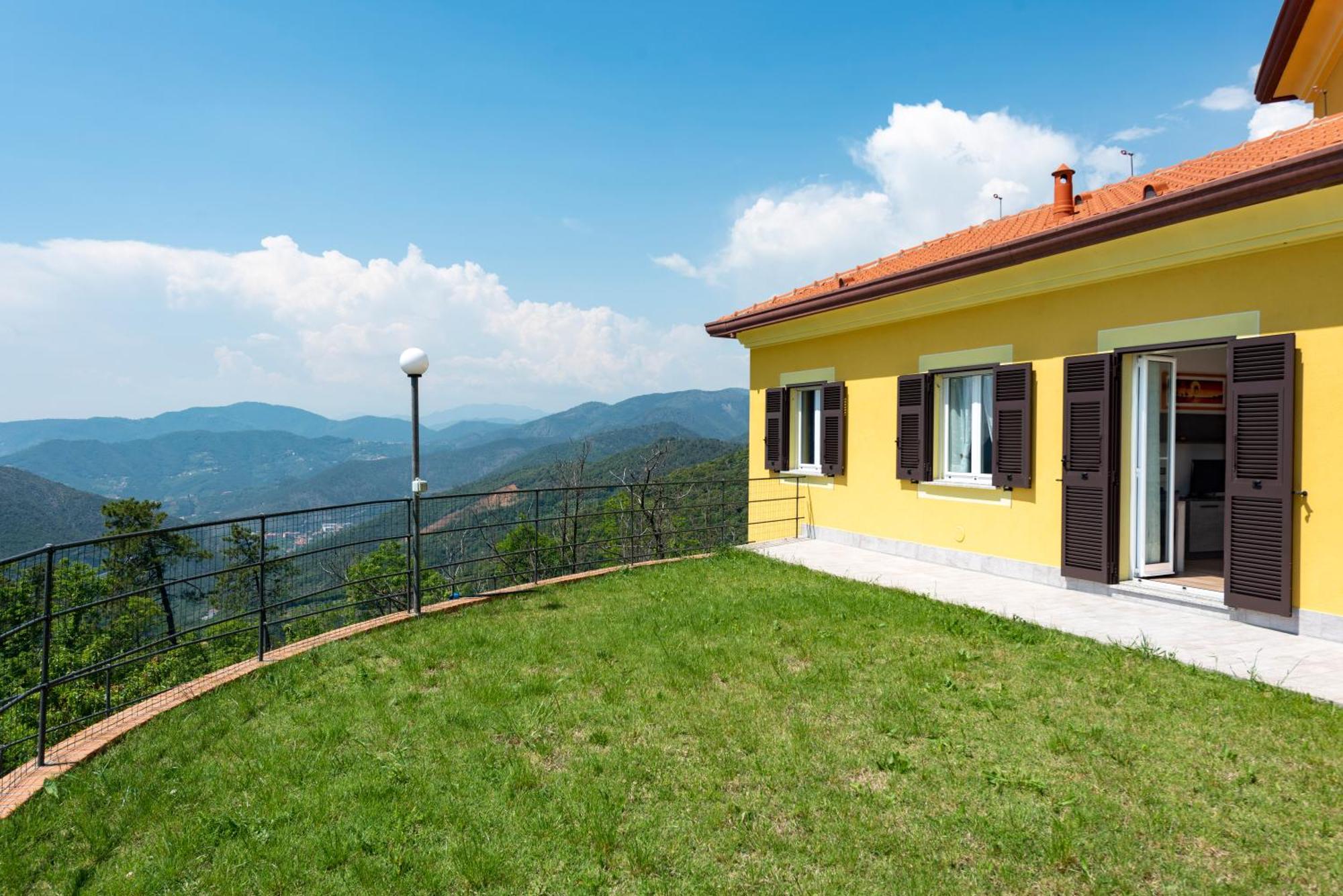 Joivy Villa Guanna - Charming Flat With Garden Bracco エクステリア 写真